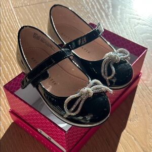 Kelly & Katie Black Dress Shoes with Pearl Bow